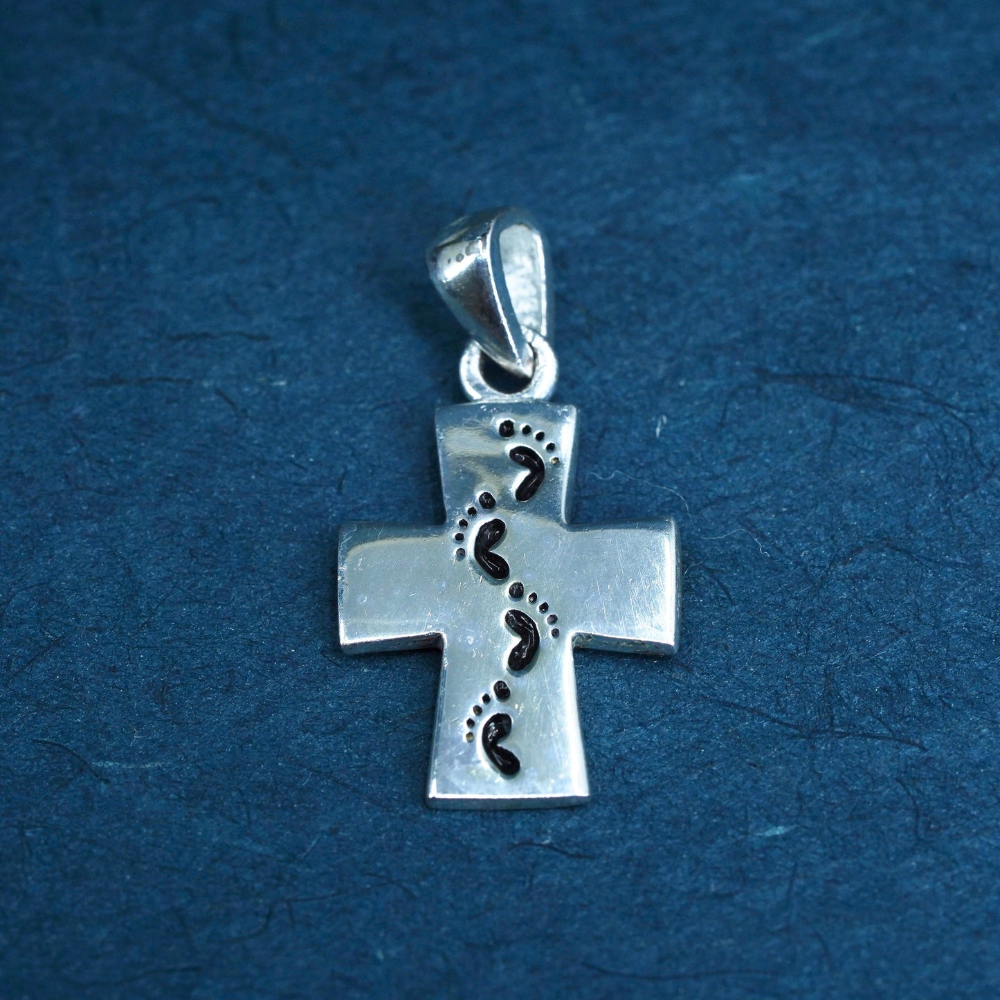 Sterling silver pendant, 925 cross footprint charm “it was then I carry you
