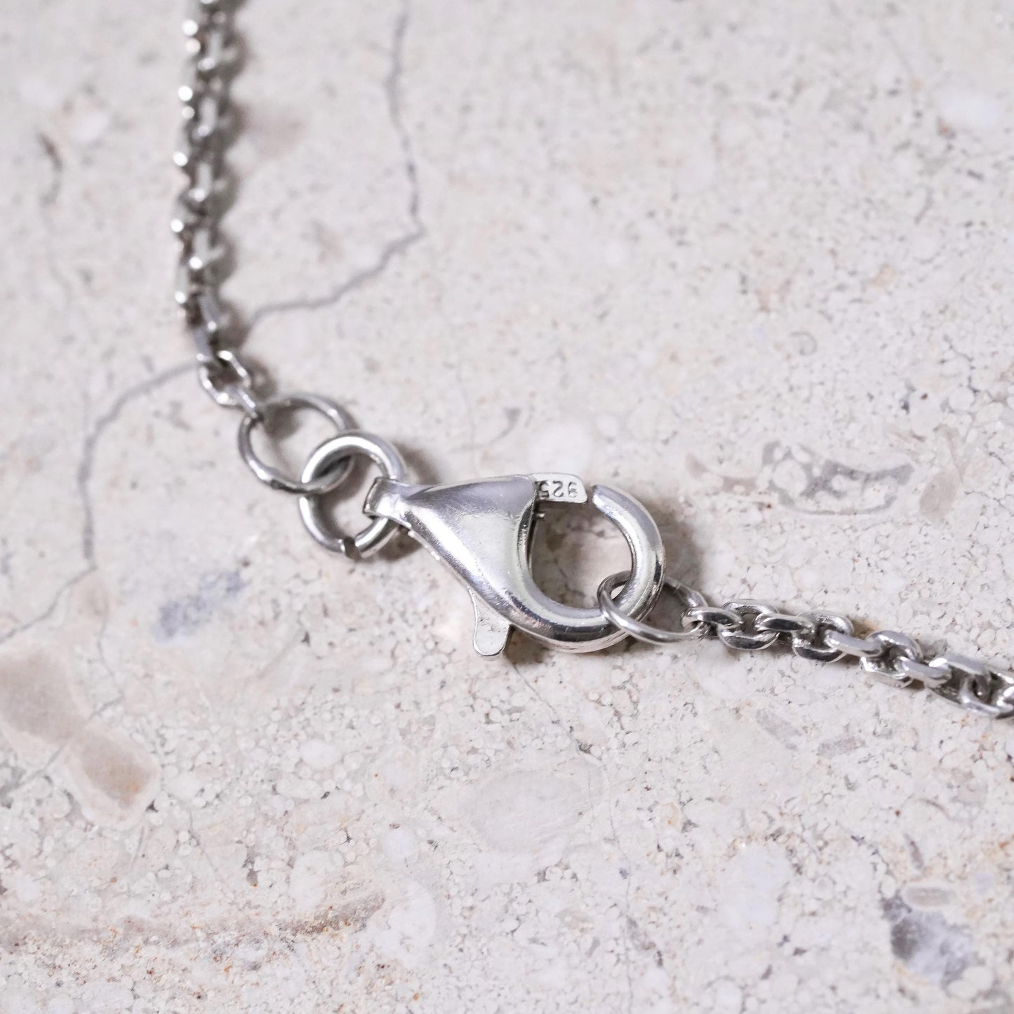 18” VTG southwestern Sterling silver necklace 925 circle chain filigree pendant