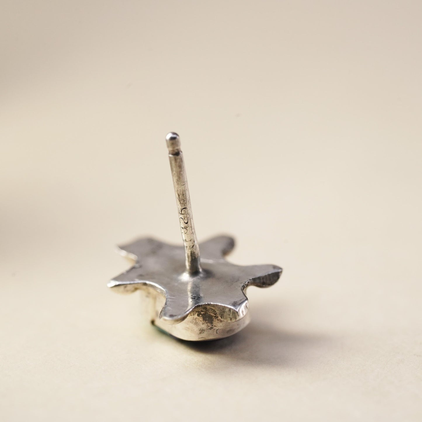 Vintage Sterling 925 silver handmade turtle stud with turquoise, single earring
