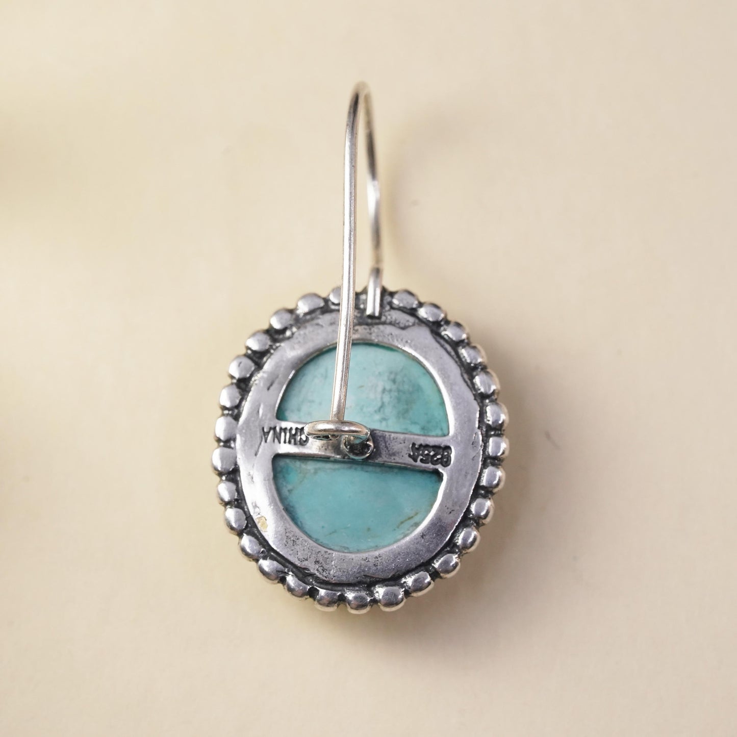 Vintage southwestern sterling 925 silver single earring with carved turquoise