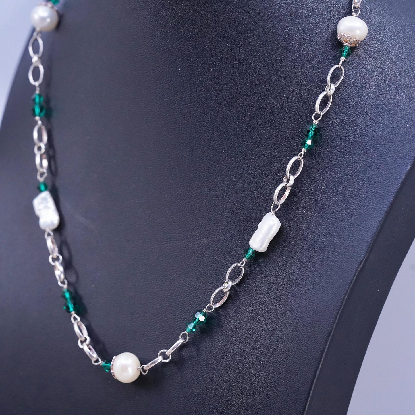 20" Sterling 925 silver necklace with freshwater pearl green crystal beads