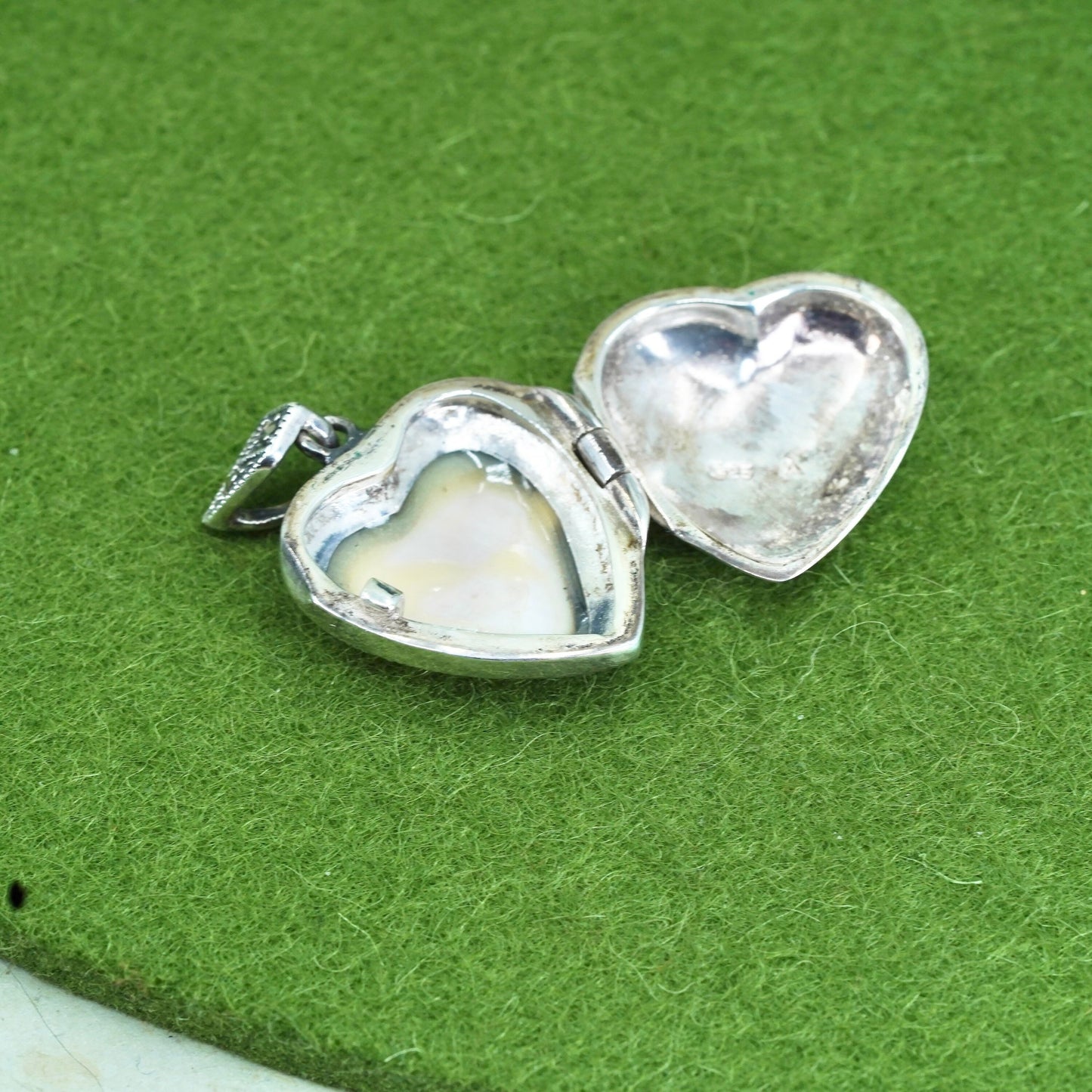 Sterling silver pendant, 925 heart locket charm pink mother of pearl Marcasite