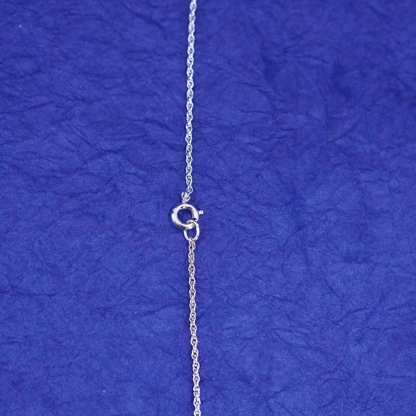 16””, star art Sterling silver necklace, 925 Singapore rope chain leafy pendant