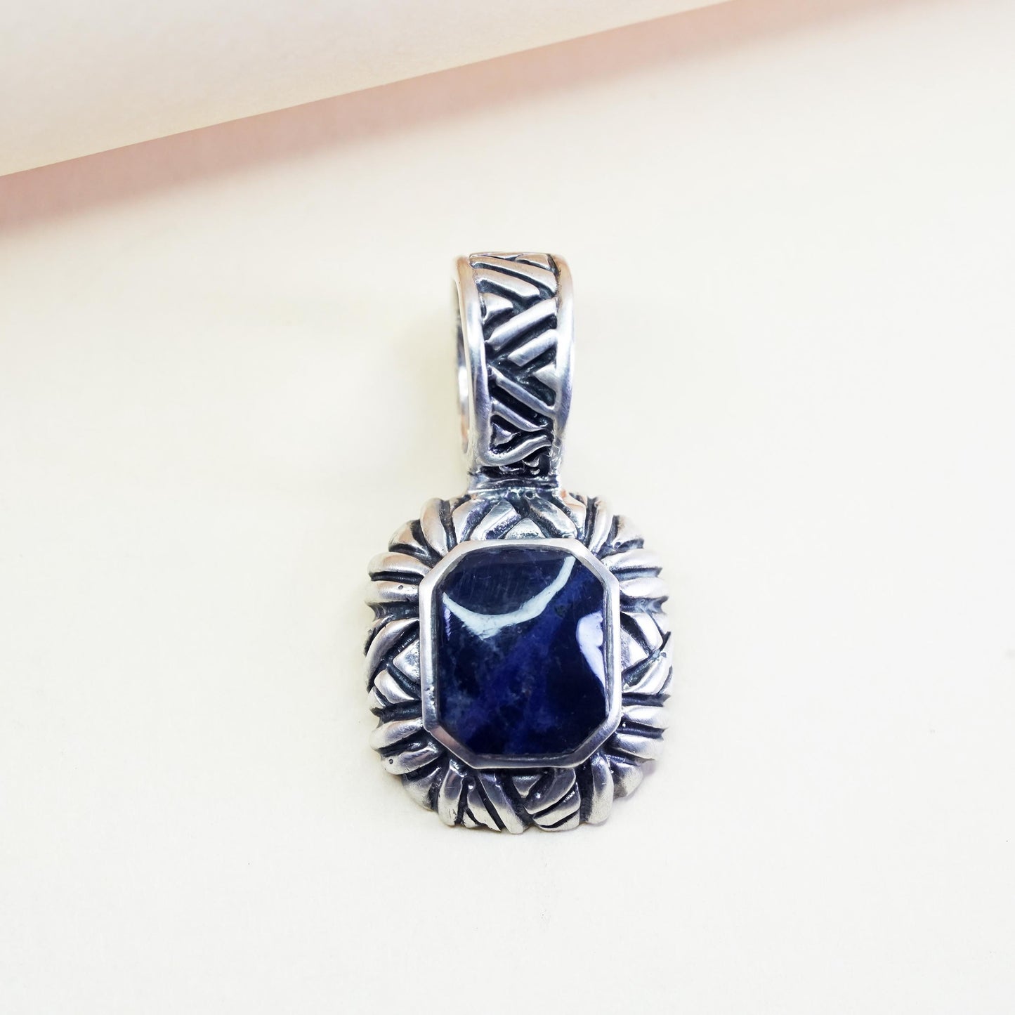 Vintage sterling 925 silver handmade textured pendant with sodalite