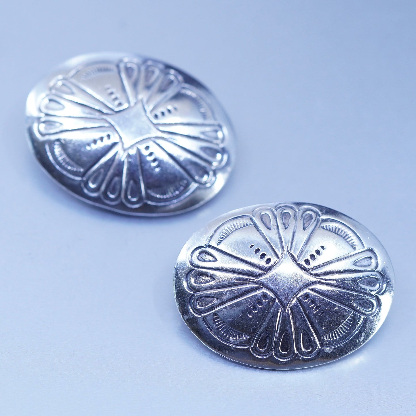 Native American Navajo Sterling 925 silver handmade earrings, textured clip on