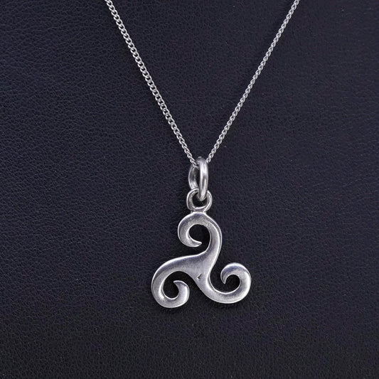 15", vintage Sterling 925 silver handmade curb necklace Celtic sprial pendant