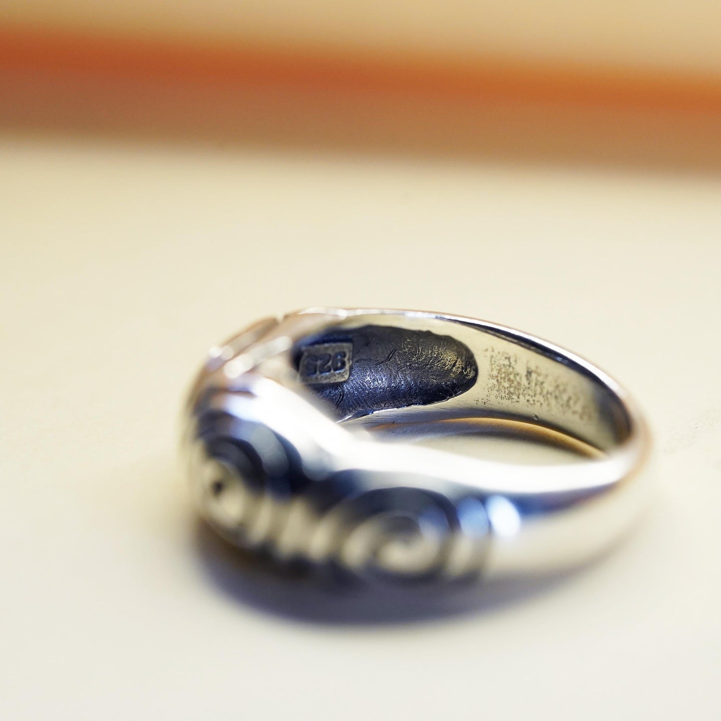 Size 7.75, VTG sterling silver handmade spiral relief ring, 925 stackable band