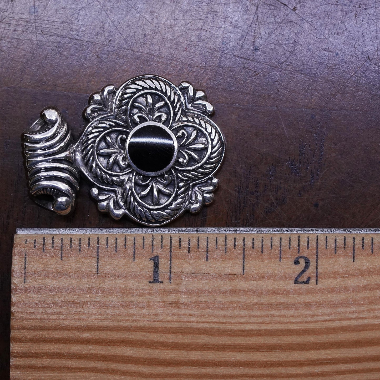 vintage handmade sterling 925 silver textured oval pendant with black onyx