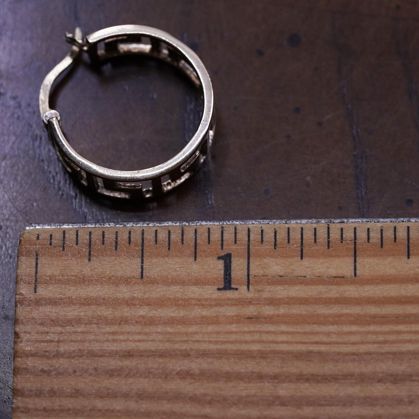 0.75", VTG vermeil yellow gold sterling silver single earring, Greek key hoop