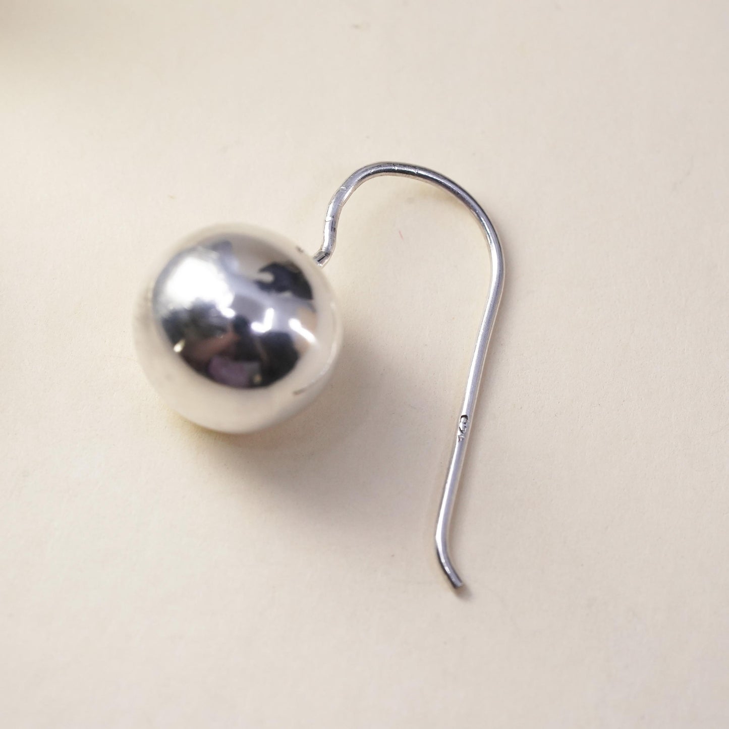 Vintage Sterling 925 Silver Shiny bead Dangle single earring