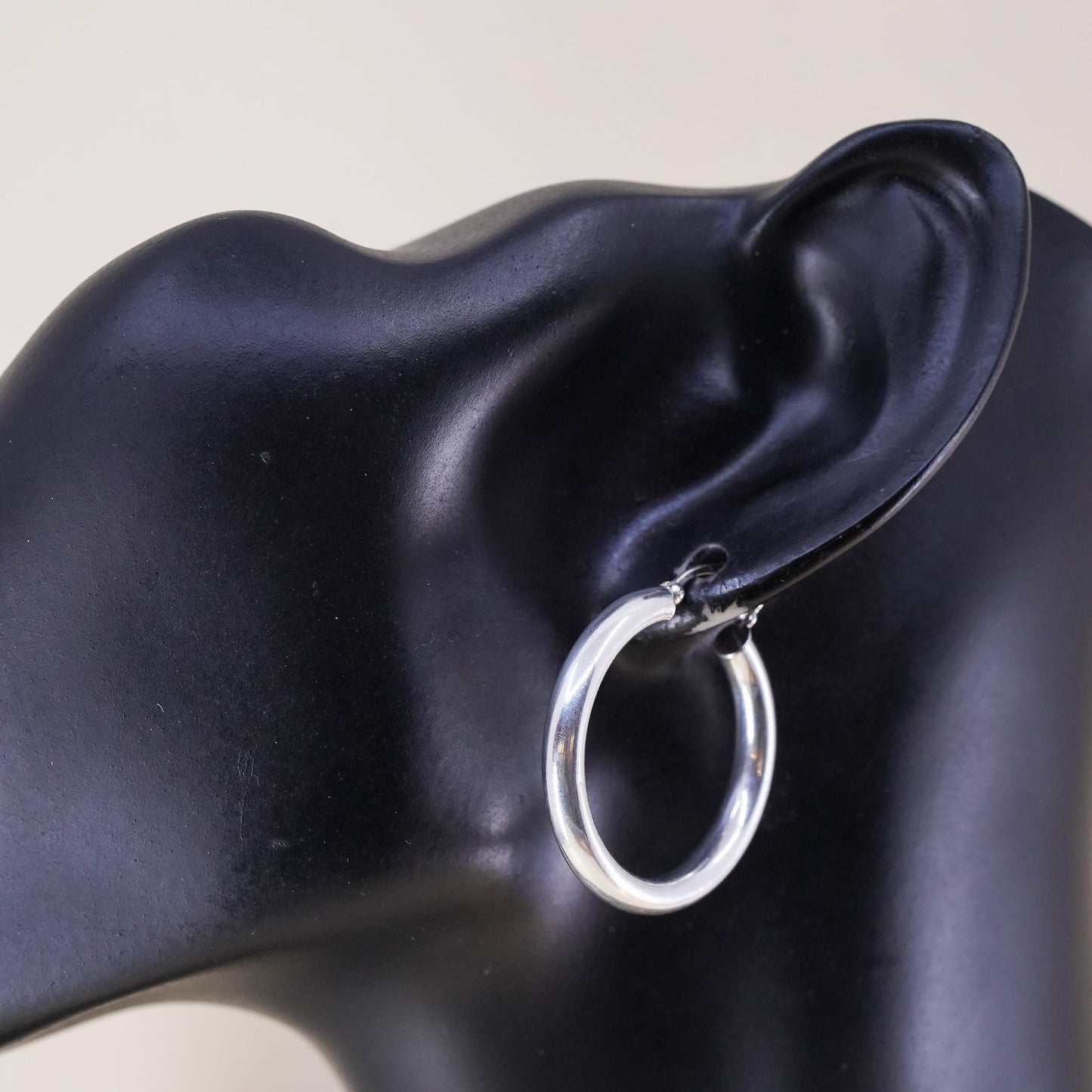 1.25", Vintage sterling silver loop earrings, fashion minimalist wide hoops