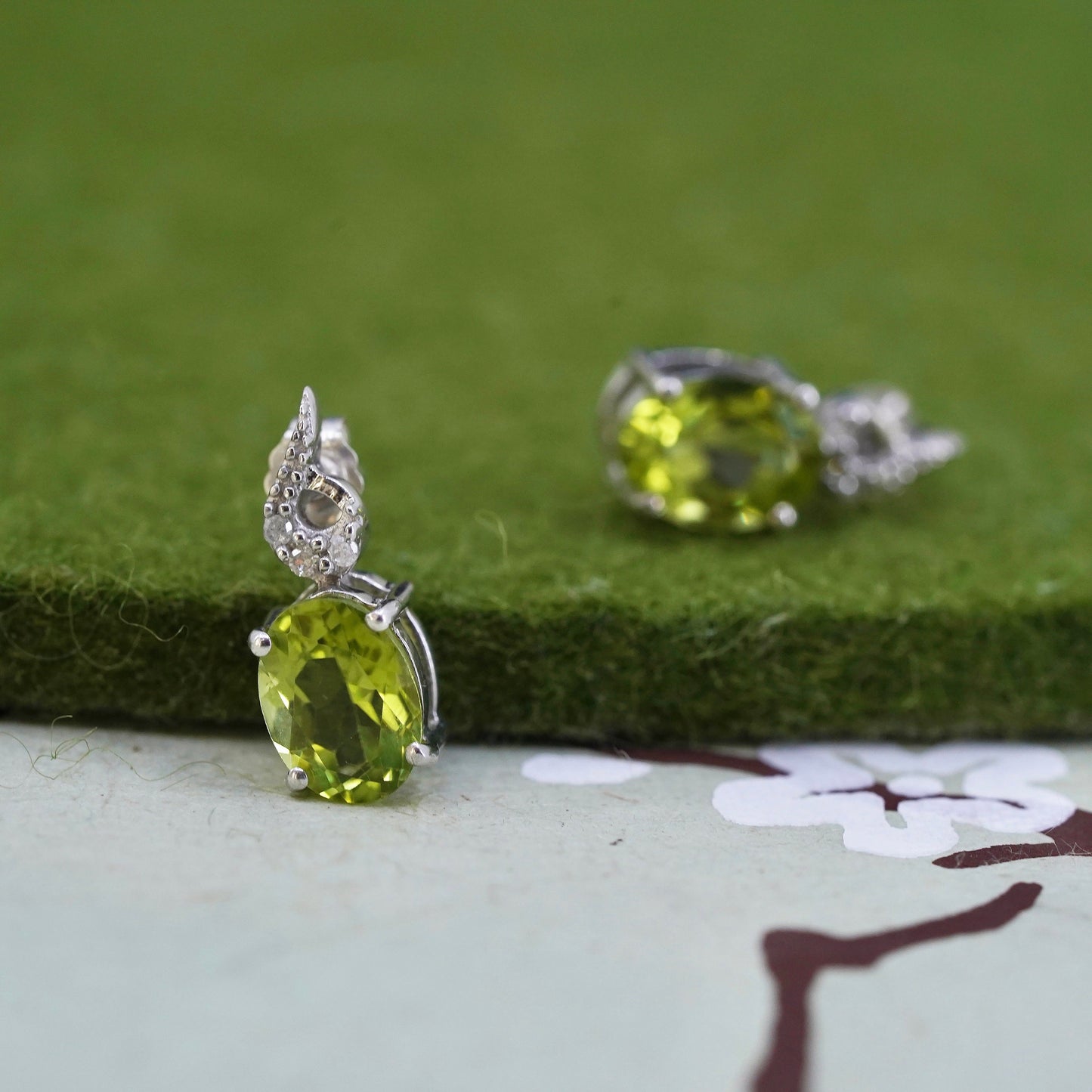 Vintage sterling 925 silver earrings w/ peridot and diamonds, minimalist studs