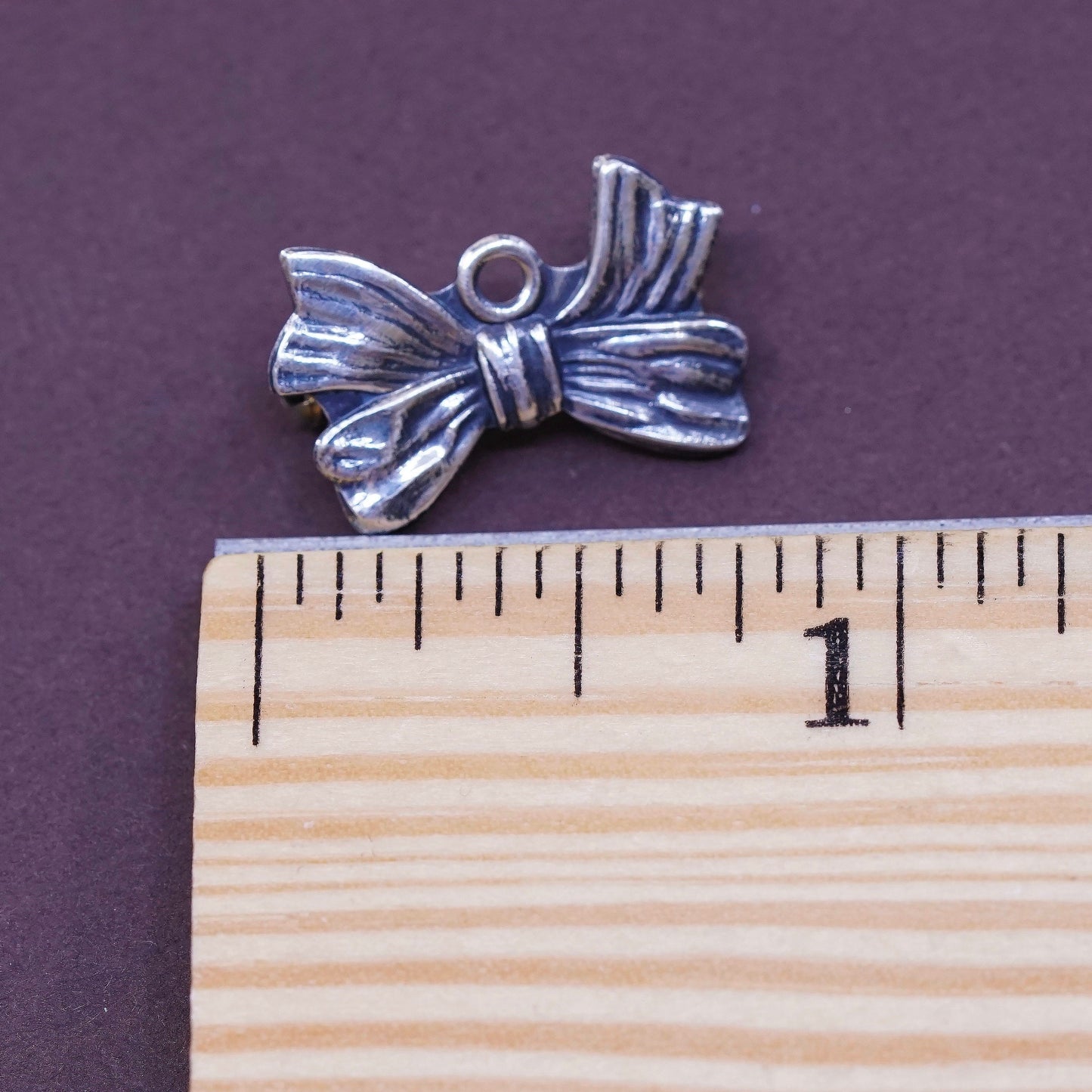 Vintage handmade sterling 925 silver bow ribbon tie shaped brooch, stamped sterling