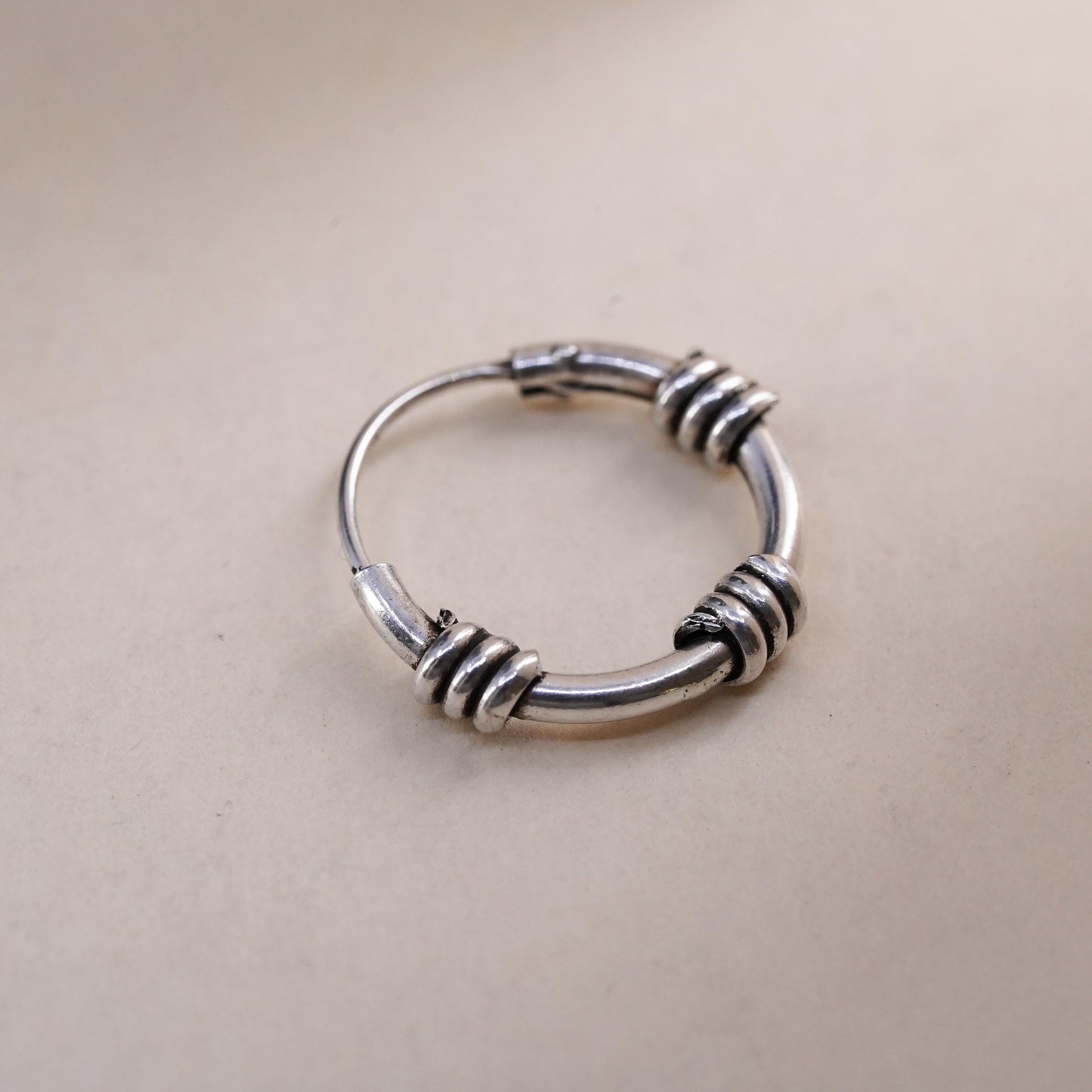0.5”, Vintage sterling silver single earring, 925 huggie hoop with wires detail