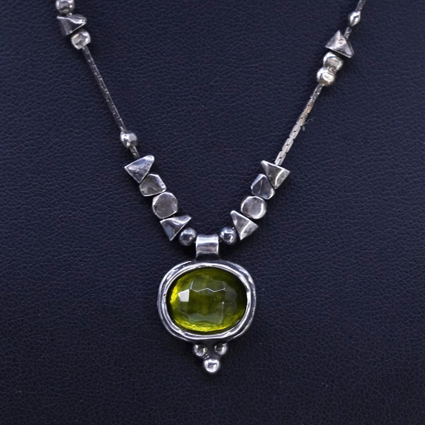 16”, Silpada Artisan 925 Sterling 925 Silver and Green Glass Pendant Necklace