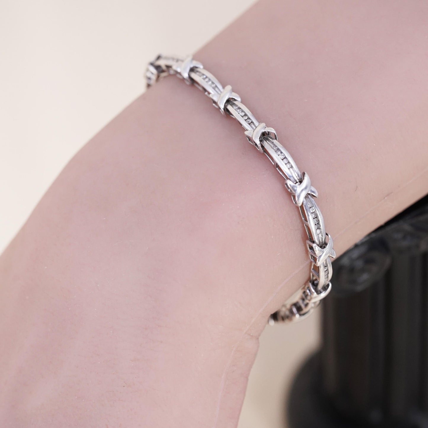 6.25", Vintage sterling 925 silver tennis bracelet with cluster diamond