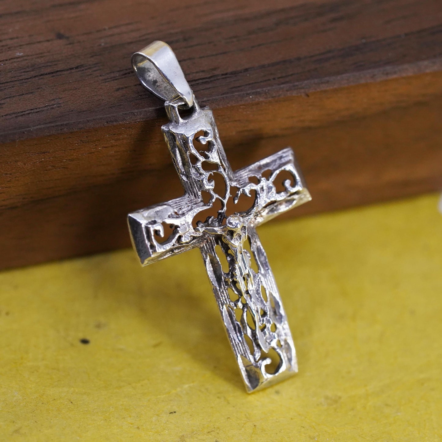 Vintage Sterling silver handmade pendant, 925 filigree cross