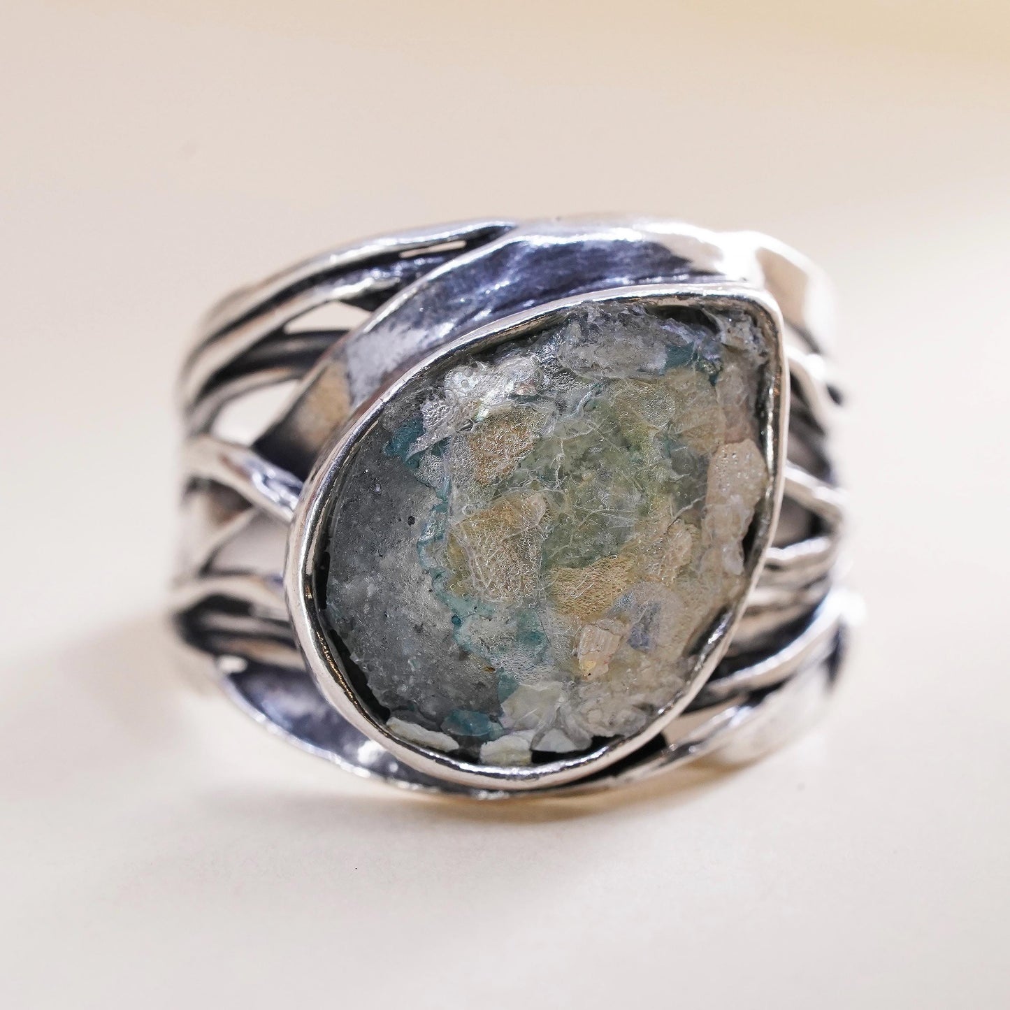Size 10.25, Israel Pz Or Paz Sterling 925 silver ring teardrop Roman glass