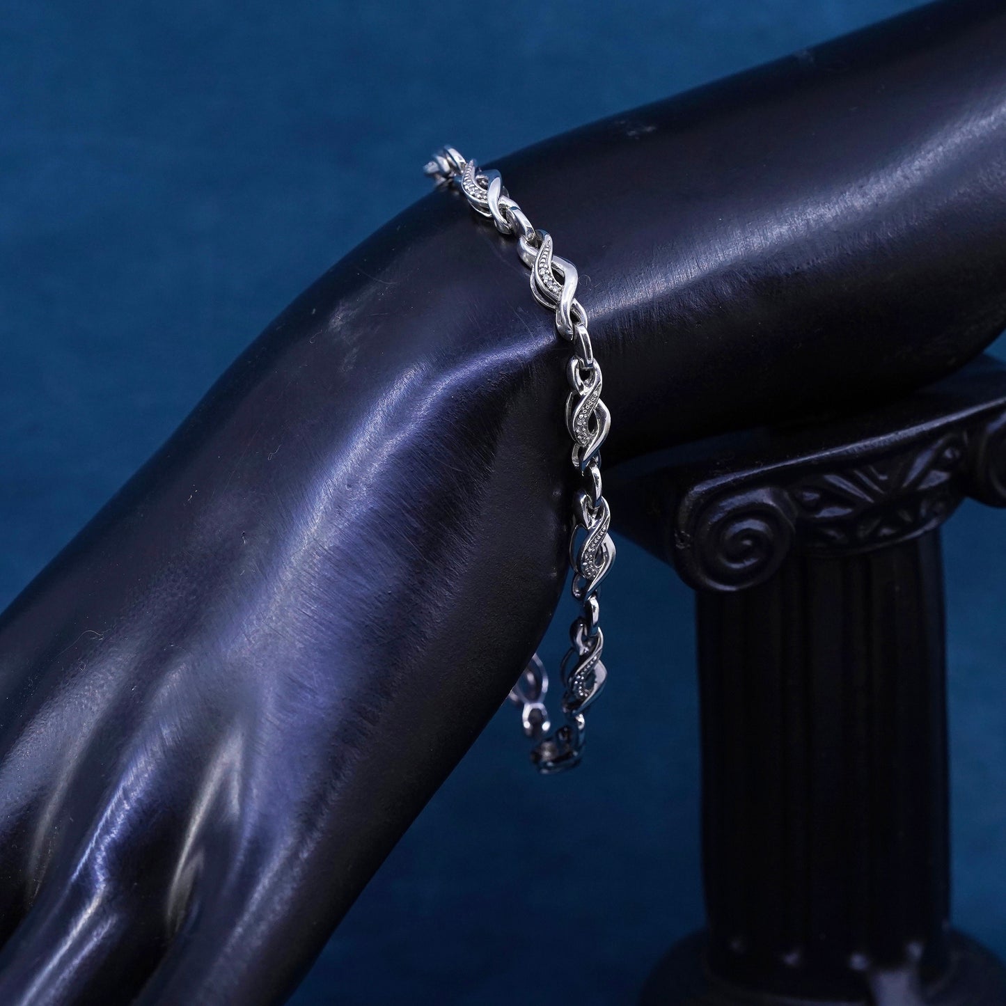 7.25”, vintage sterling 925 silver tennis bracelet with genuine diamond detail