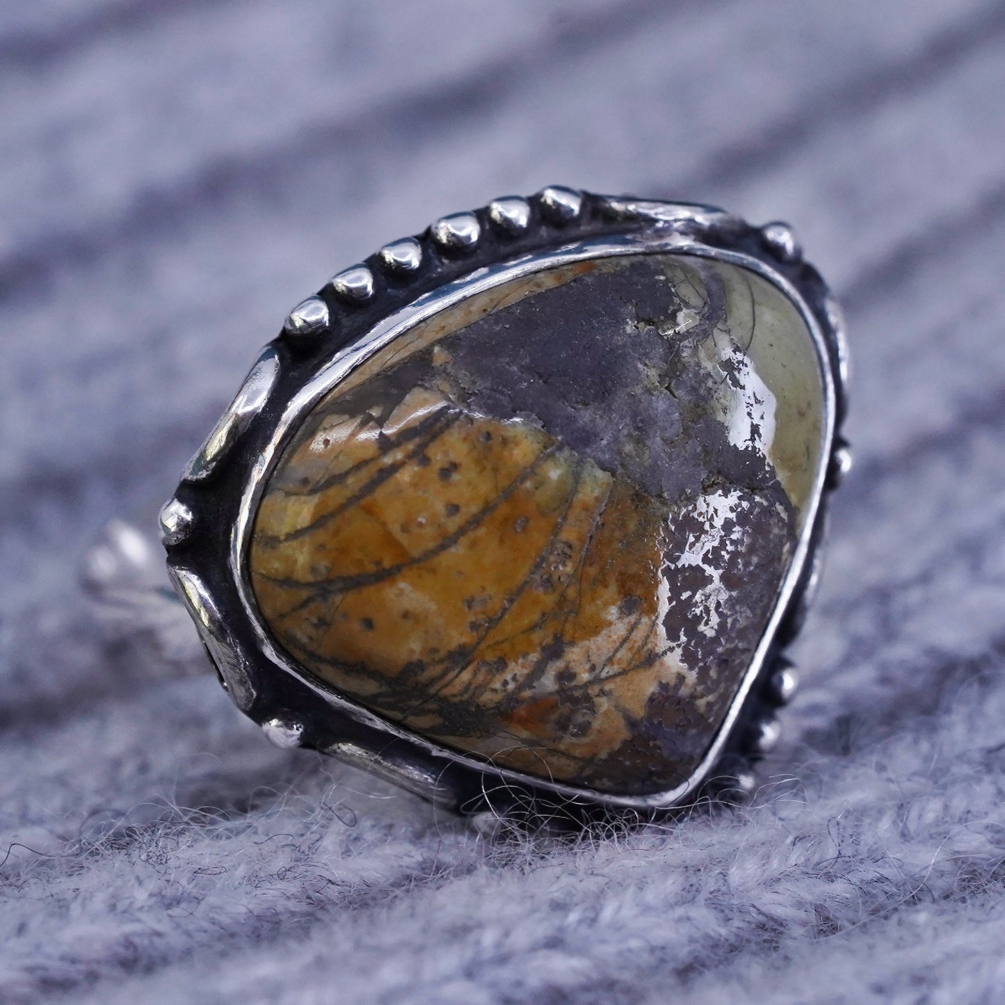 Size 10, vintage Sterling 925 silver handmade ring with agate stone and beads