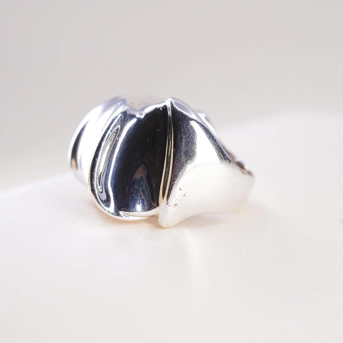 Size 6.25, Designer DTR sterling silver ring, 925 ribbed wavy wide band heart