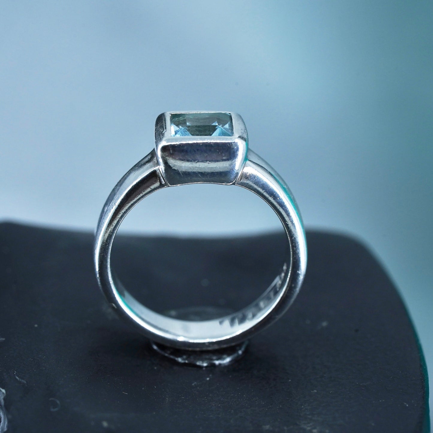 Size 6.5, vintage Sterling 925 silver handmade band ring with square topaz