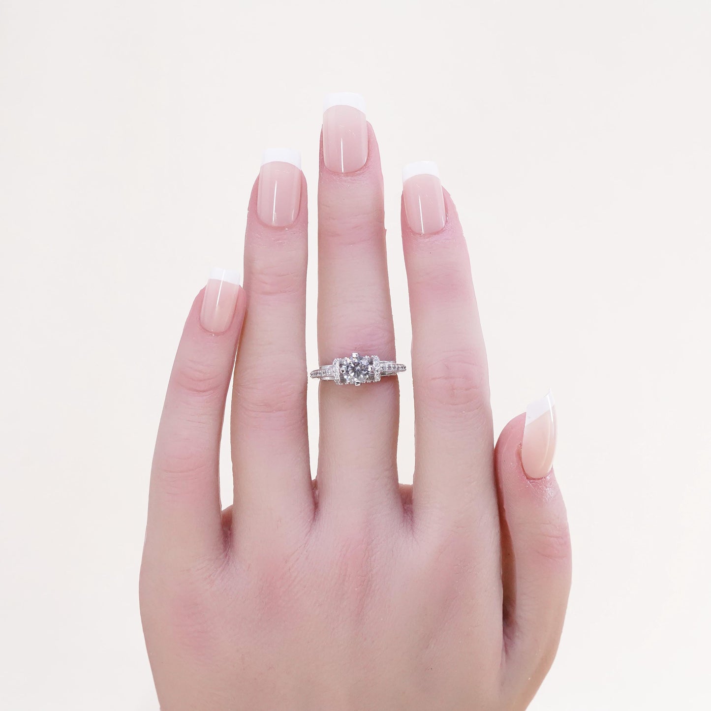 Size 5.5, Sterling silver ring, 925 silver with round cut crystal CZ cluster