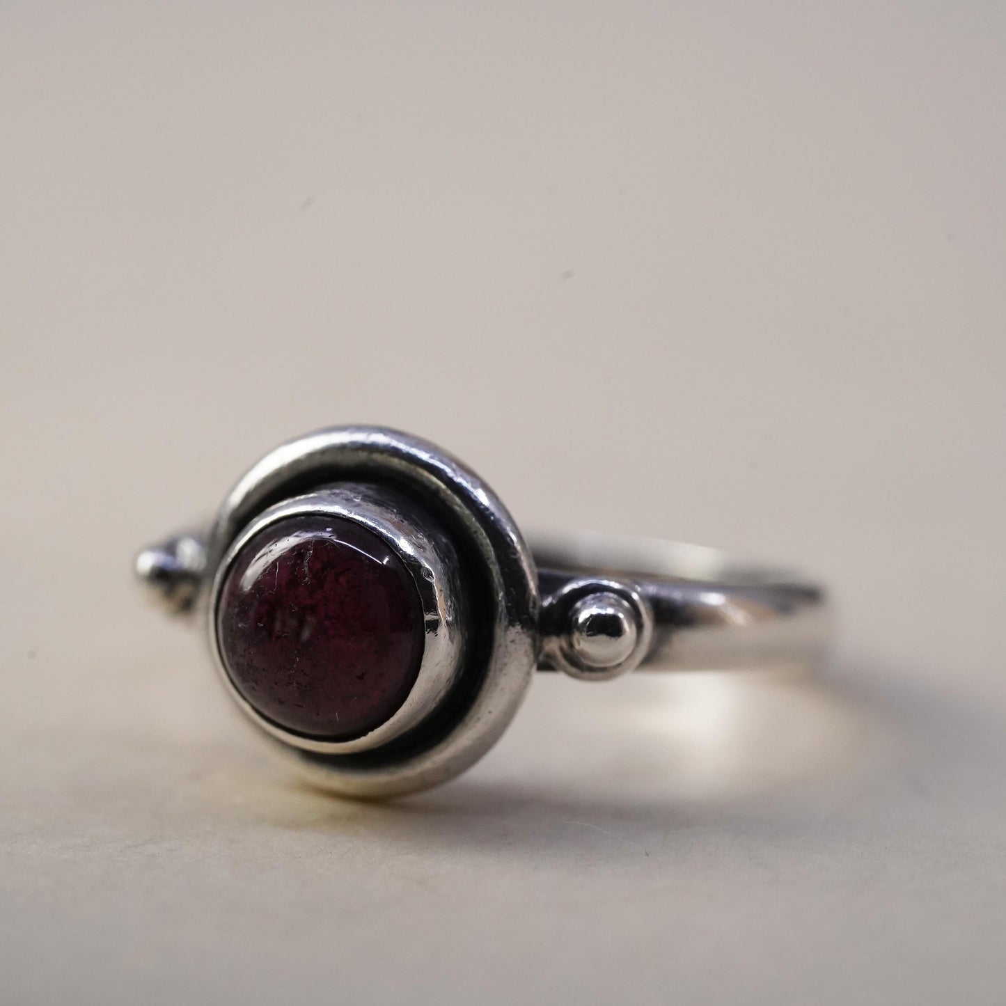 Size 3, Vintage sterling 925 silver handmade ring with amethyst, modernist
