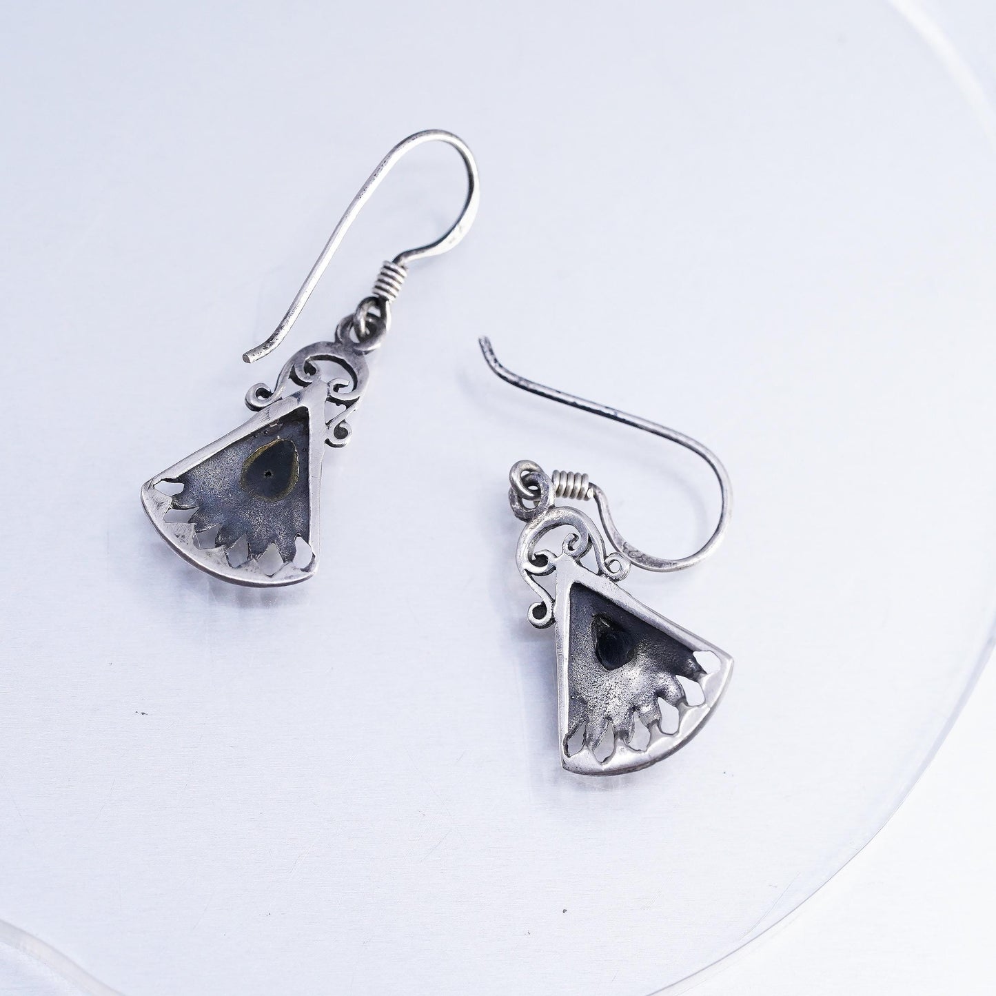 Vintage Sterling 925 silver handmade fan shaped earrings with black onyx