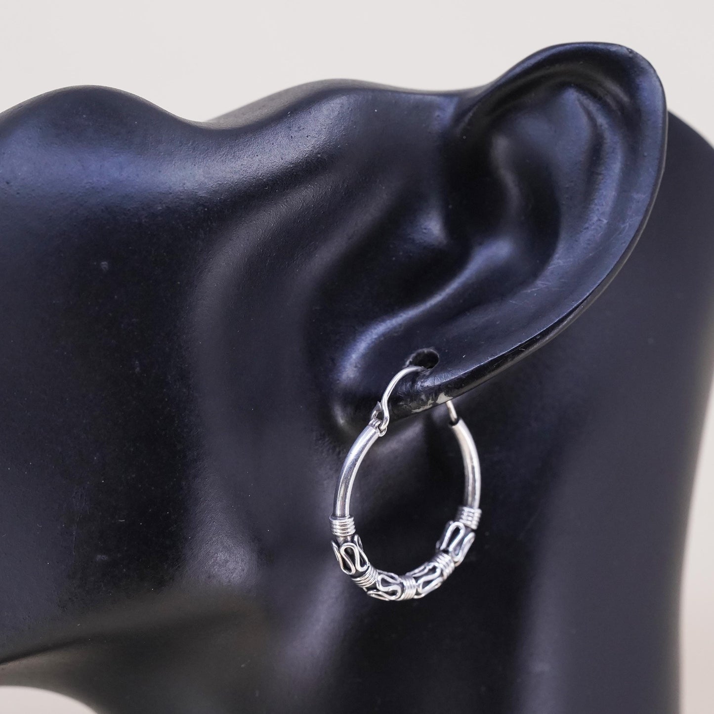 1", Vintage sterling silver loop single earring, textured wired hoop