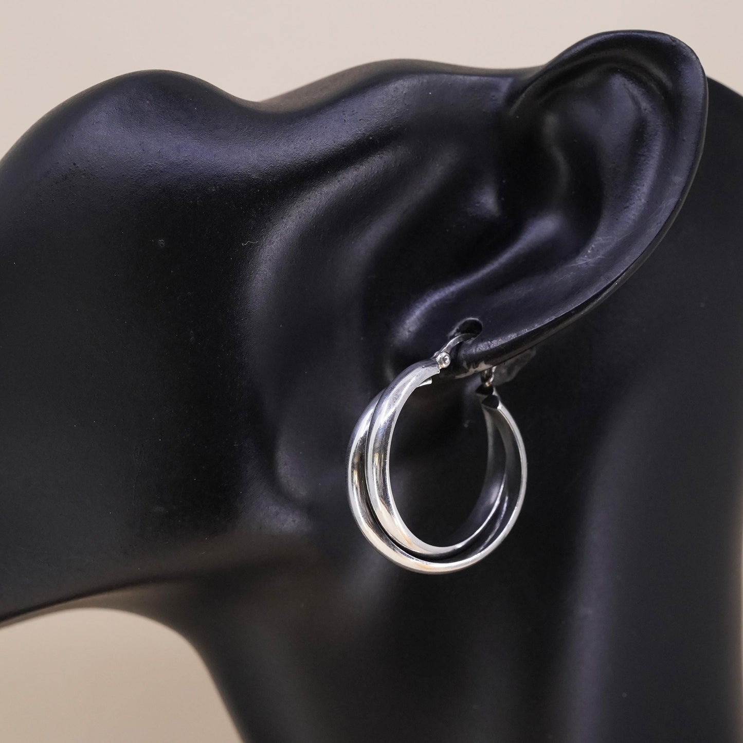 1.25", VTG sterling 925 silver loop single earring, entwined minimalist hoop