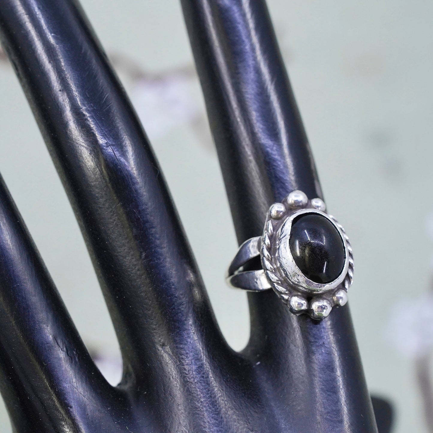 Size 4.5, Vintage sterling 925 silver handmade ring with onyx and bead details