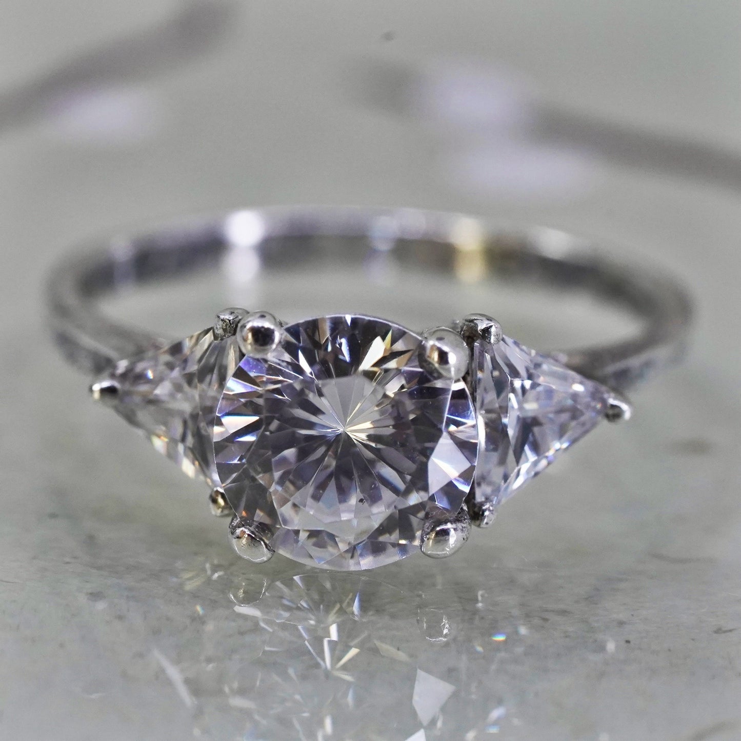 Size 5, Sterling silver ring, 925 silver with round cut CZ cluster details