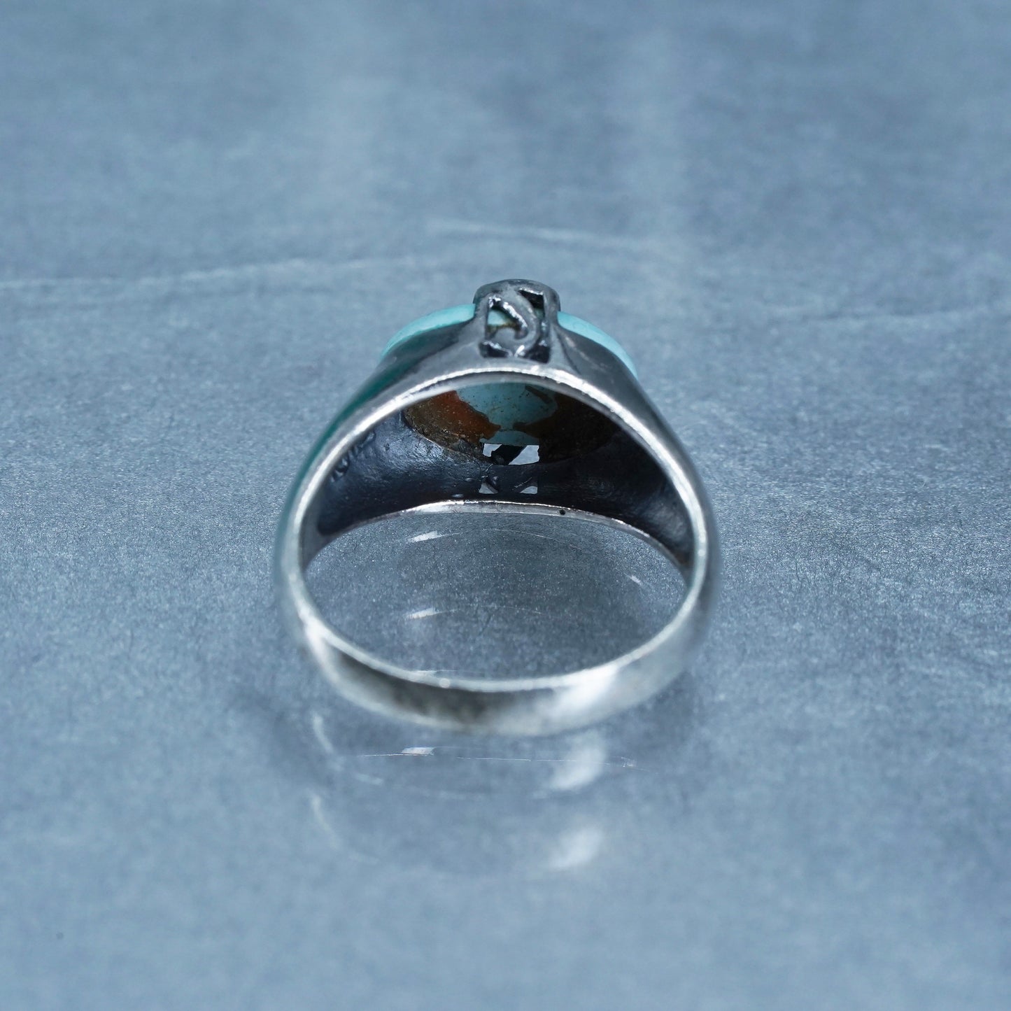 Size 7, southwestern Sterling 925 silver handmade ring with turquoise