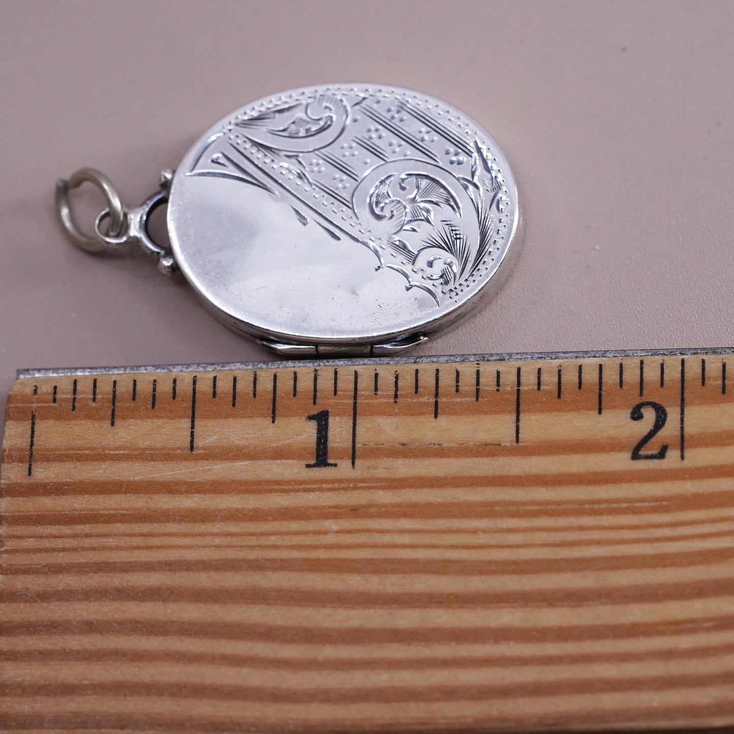 Vintage Sterling silver handmade pendant, 925 oval photo locket with swirly