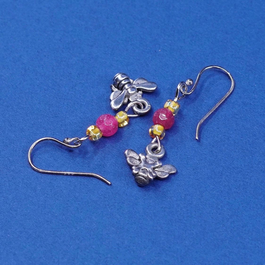 VTG sterling silver handmade earrings, 925 w/ ruby bead N bee dangle