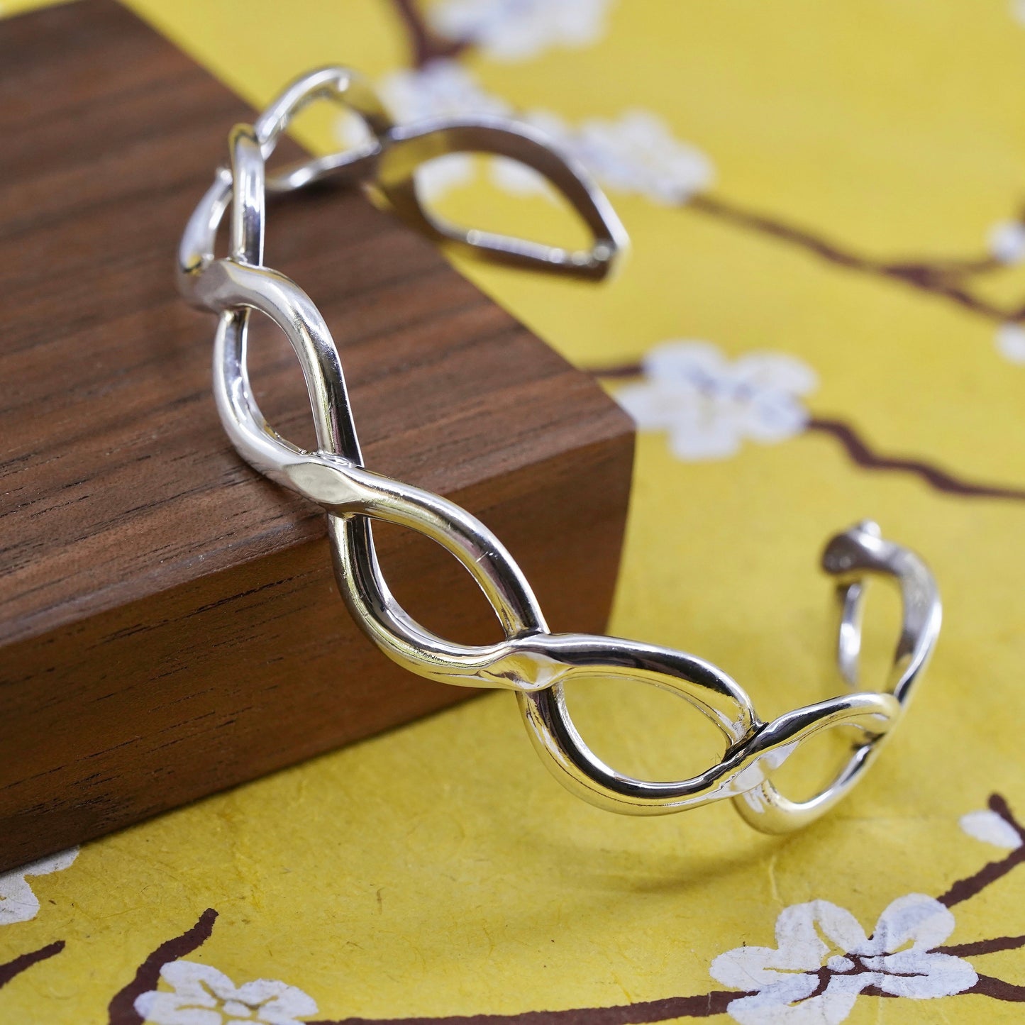 6.25", Vintage southwestern Sterling silver handmade bracelet, 925 twisted cuff