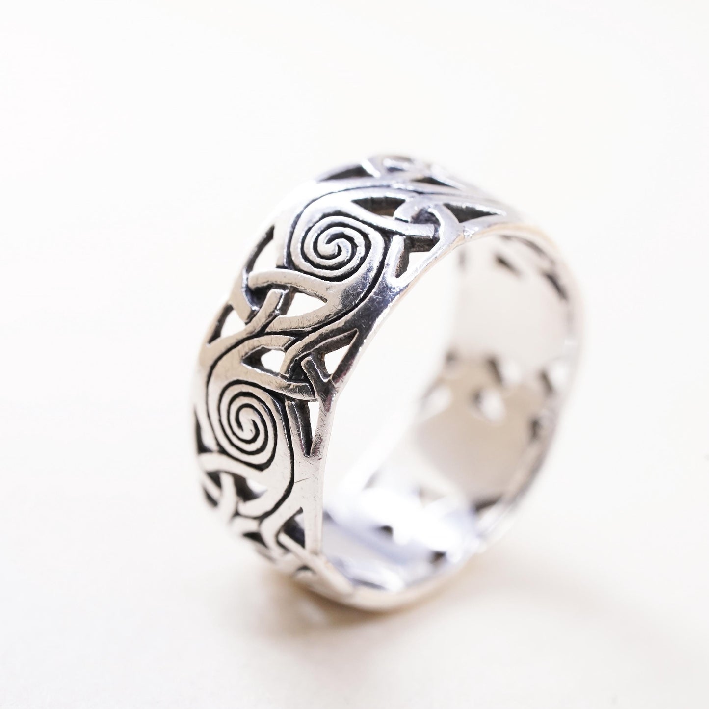 Size 7, Vintage sterling silver handmade knotted spiral ring, 925 wide band