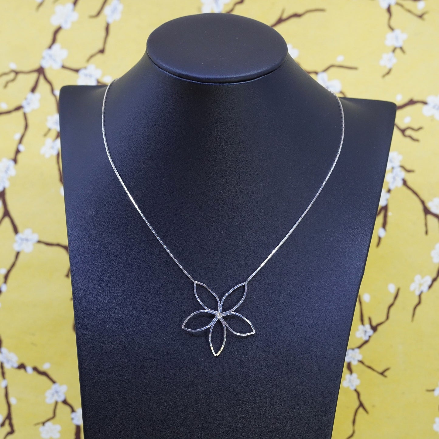 16”, vintage Italian handmade necklace, 925 snake chain with flower pendant