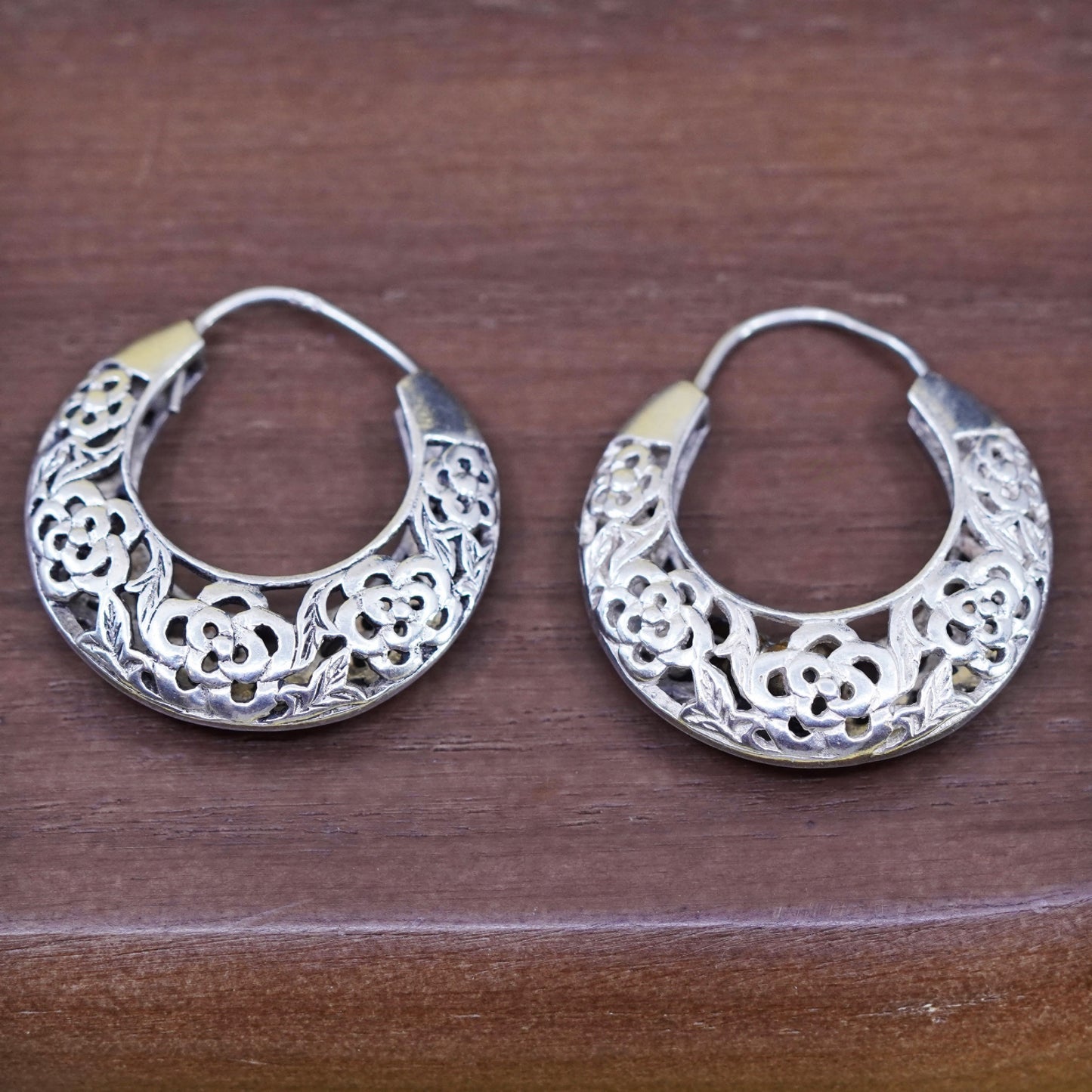 1.25”, vtg Sterling silver filigree hoop earrings, 925 handmade flower huggie