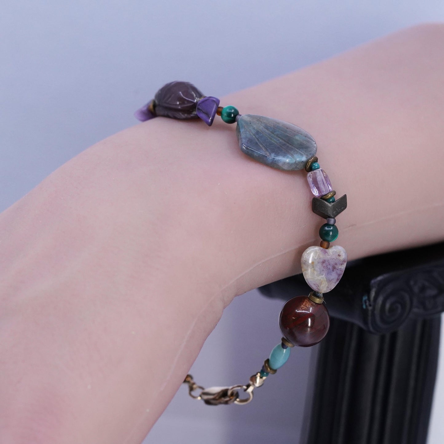 7.5", southwestern bracelet with curved turquoise bear, turtle moss agate shell