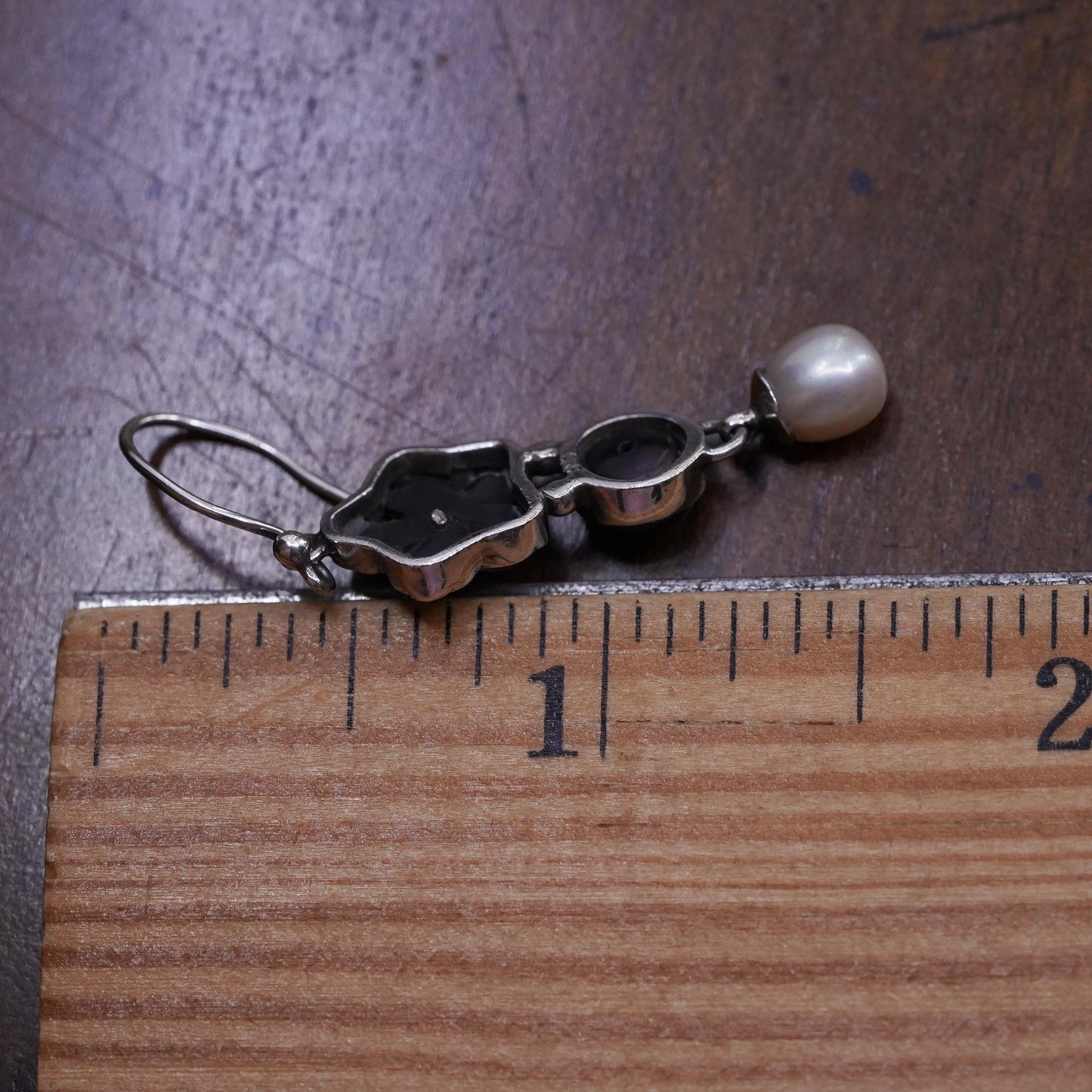 Vintage sterling 925 silver single earring with mother of pearl flower pearl