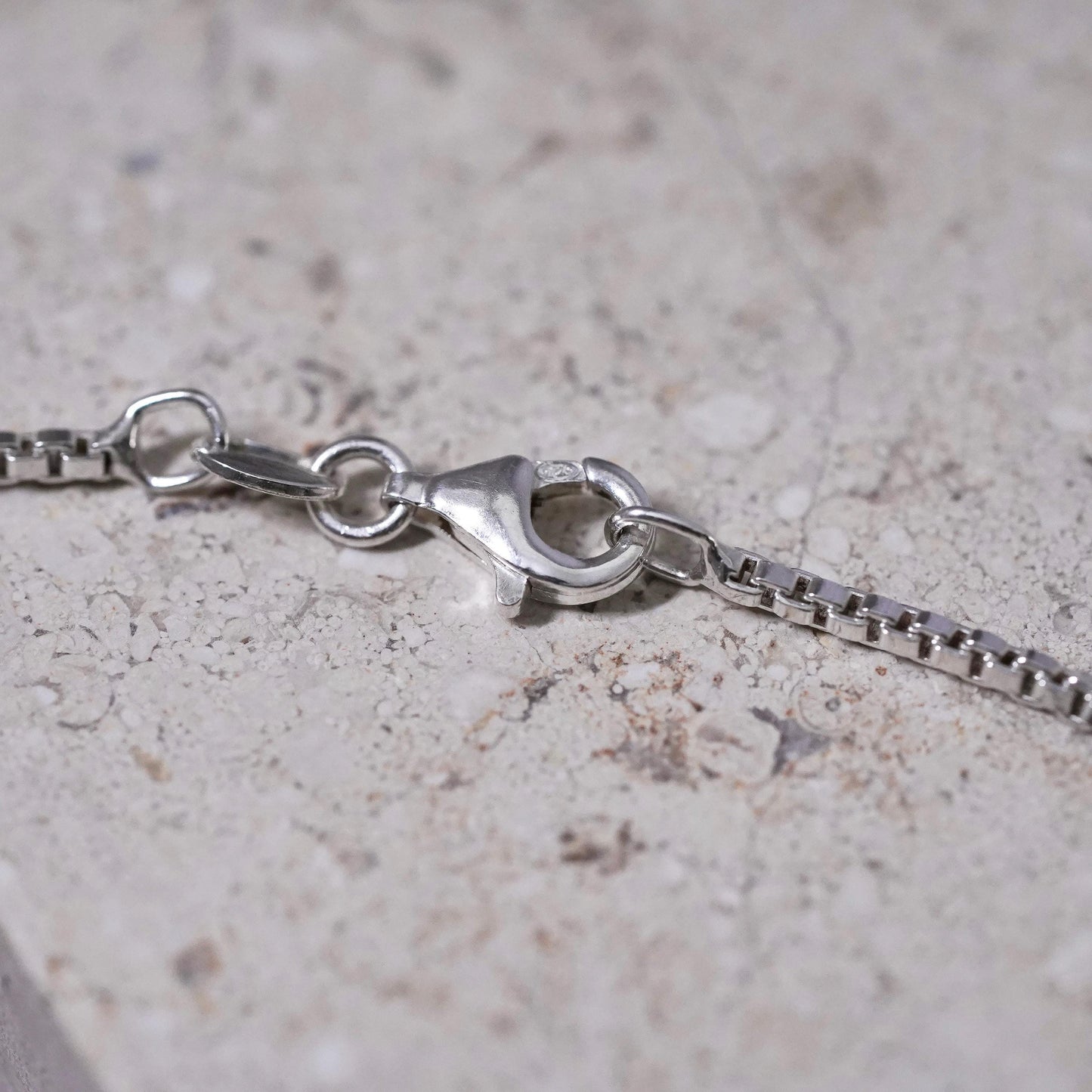 20" 2mm, vintage Sterling silver necklace, 925 box chain