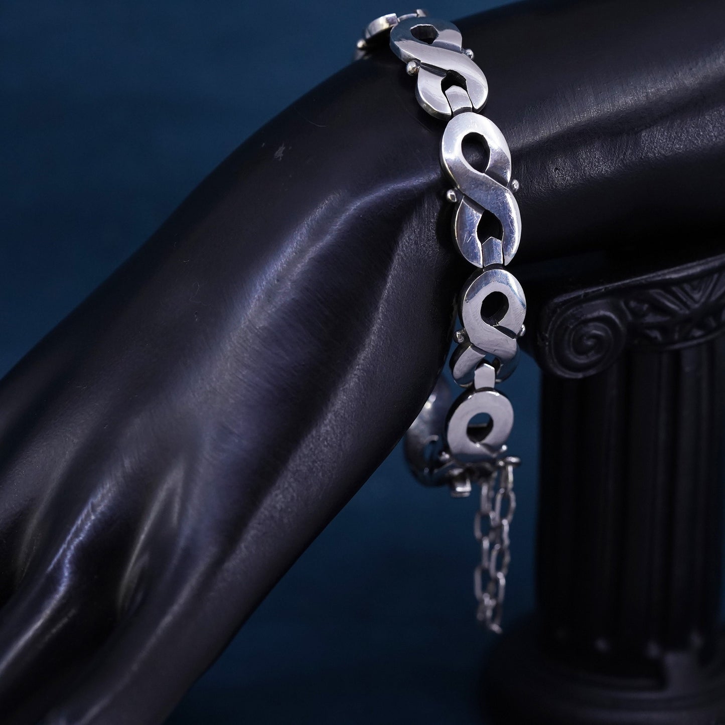 7”, Taxco Mexican Sterling silver bracelet, soild heavy 925 tennis bracelet