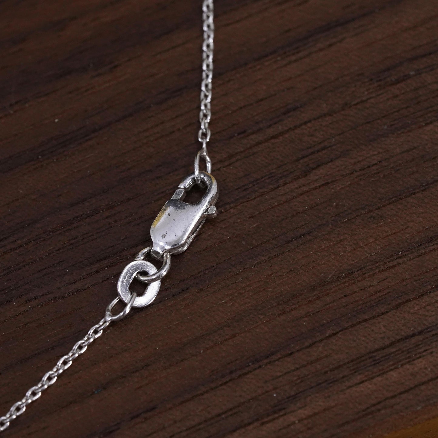 18”, Vintage sterling silver circle necklace 925 genuine diamonds heart pendant
