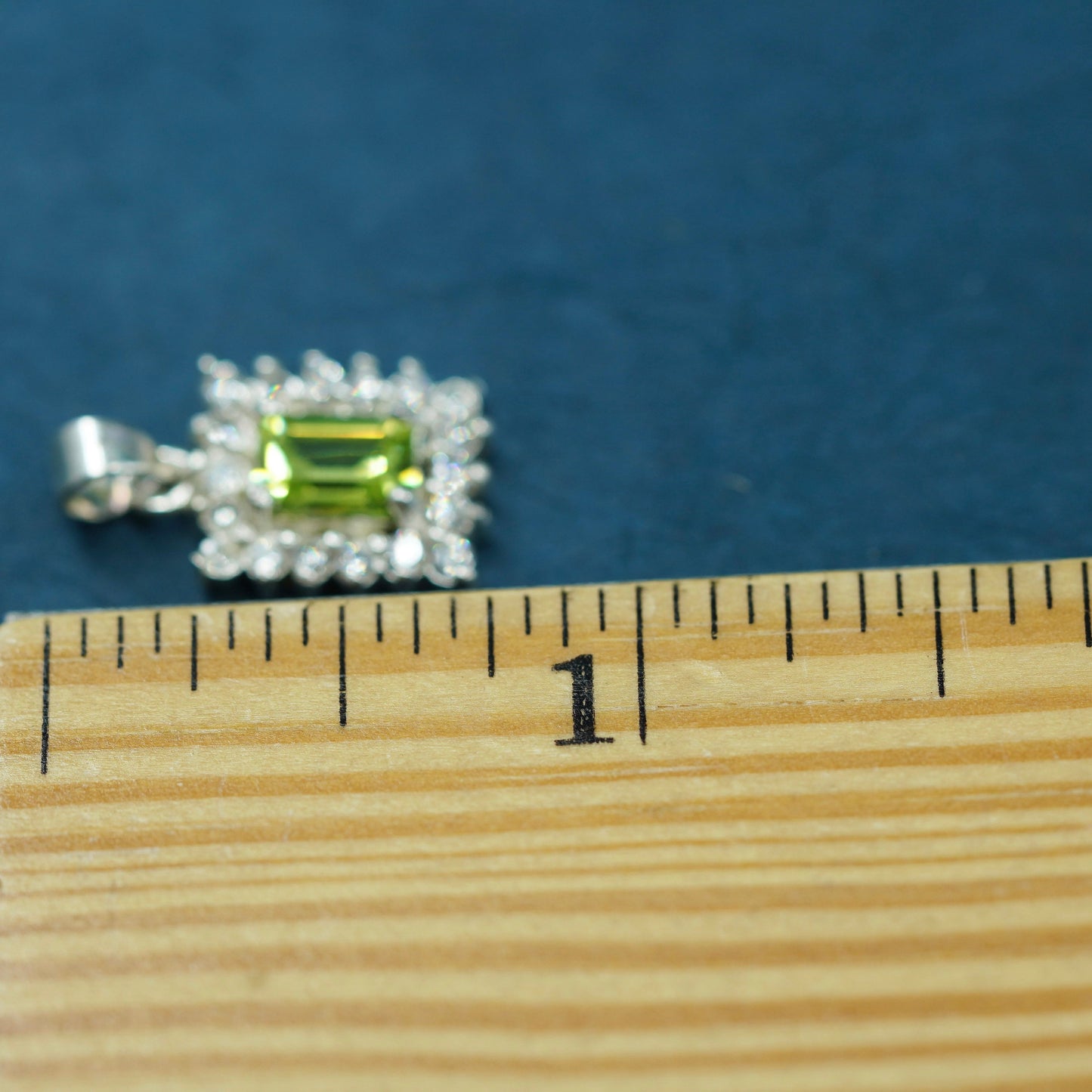 Vintage Sterling silver pendant, 925 rectangular with green crystal