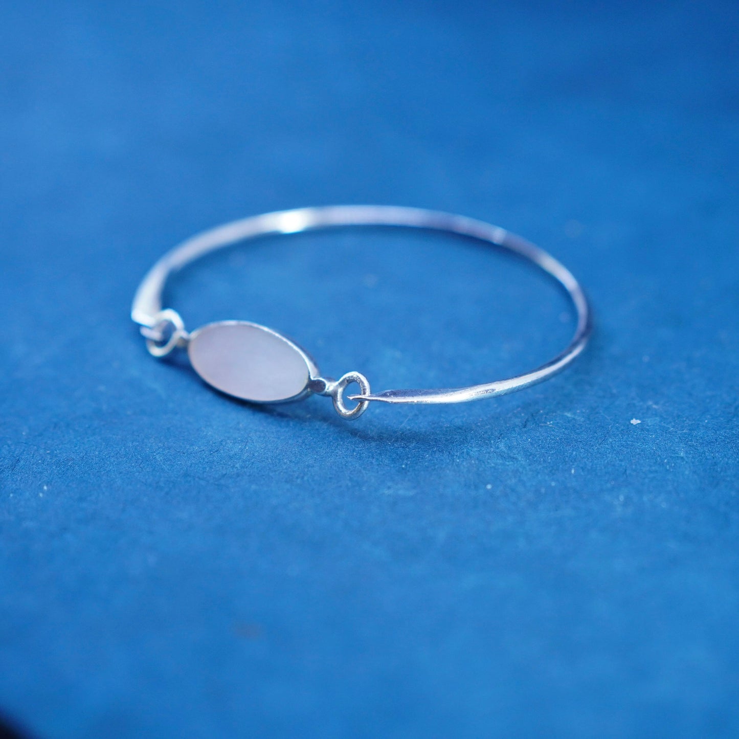 6”, Sterling silver handmade bracelet, 925 hinged bangle with mother of pearl