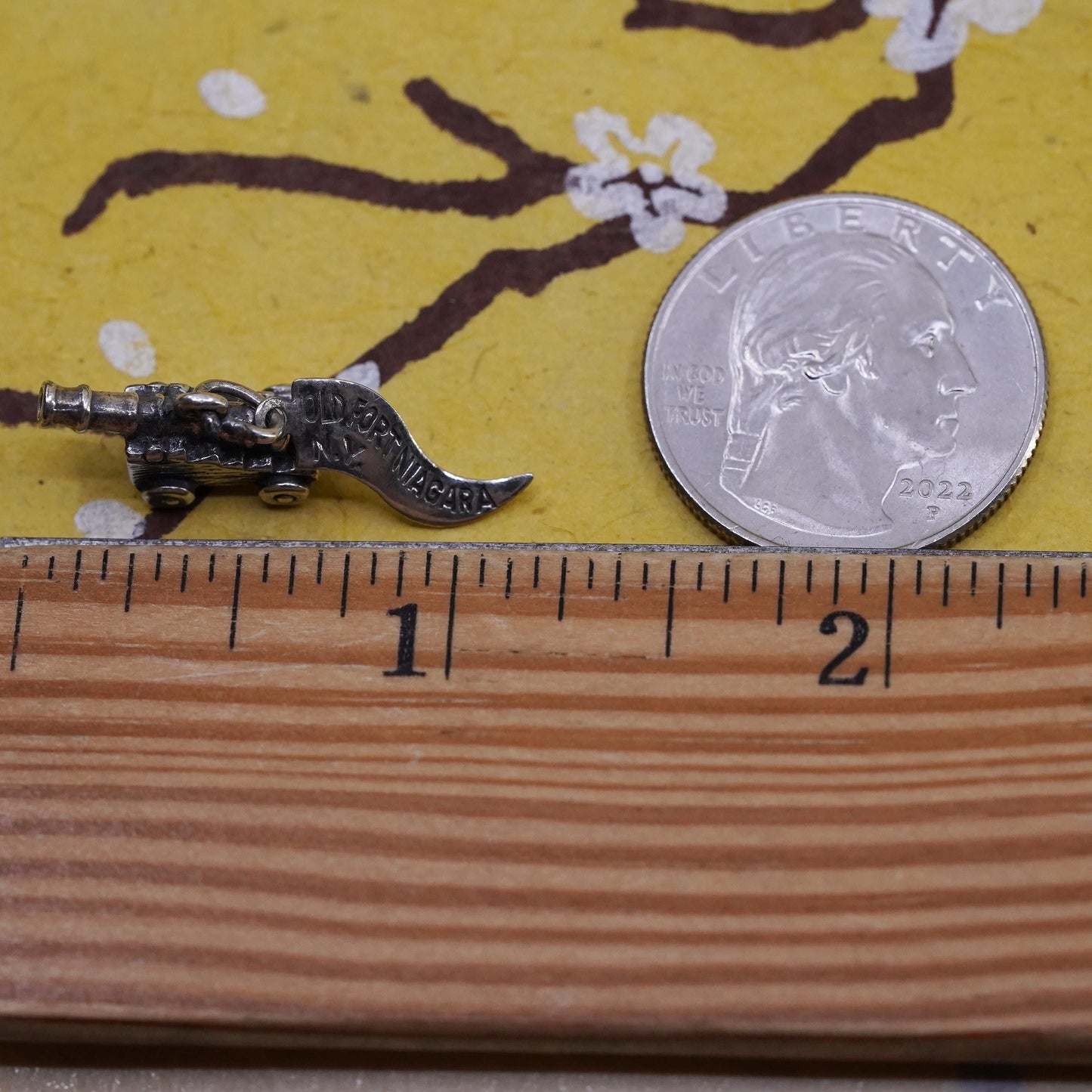 Sterling Silver 925 Old Fort Niagara NY Cannon Charm Pendant Souvenir Military