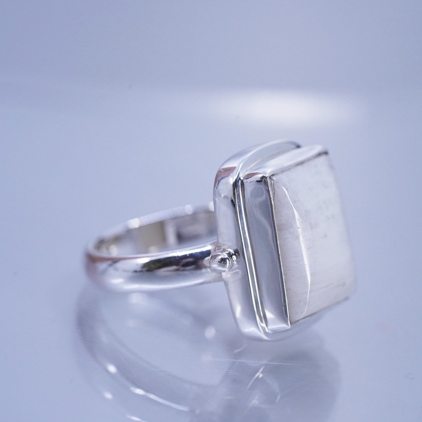 Size 9, vintage Sterling 925 silver handmade ring with moonstone