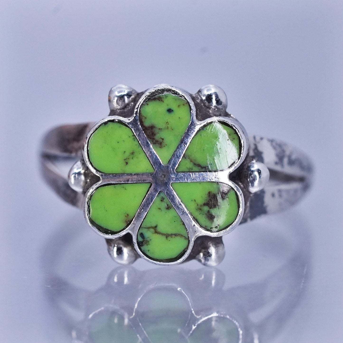 Size 6, southwestern Sterling 925 silver flower ring with turquoise inlay
